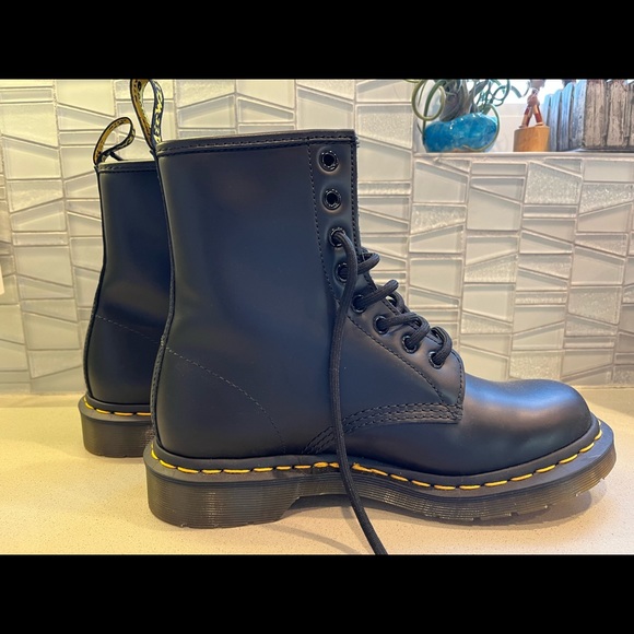 Dr. Martens Shoes - Doc Martens